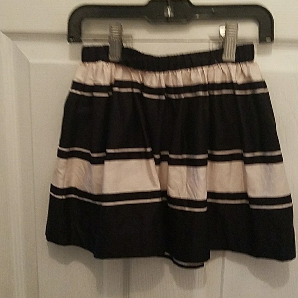 Crew cuts skirt